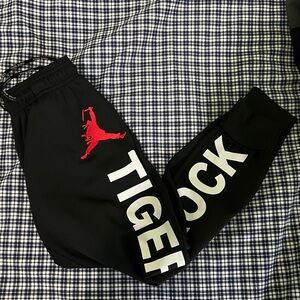 Tiger Rock Jogger pants